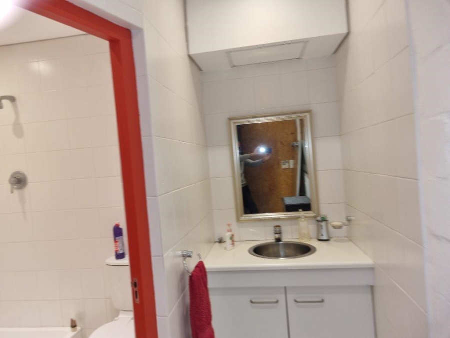 To Let commercial Property for Rent in Observatory Western Cape